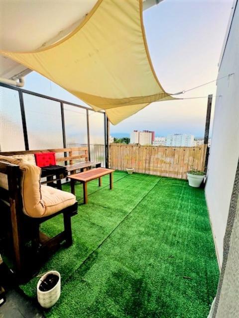 La Dolce Vita -T2 52M2- Dernier Etage- Terrasse-Parking-Wifi Fibre Apartman Tarbes Kültér fotó